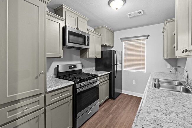 Photo - 1309 Glenn Ave