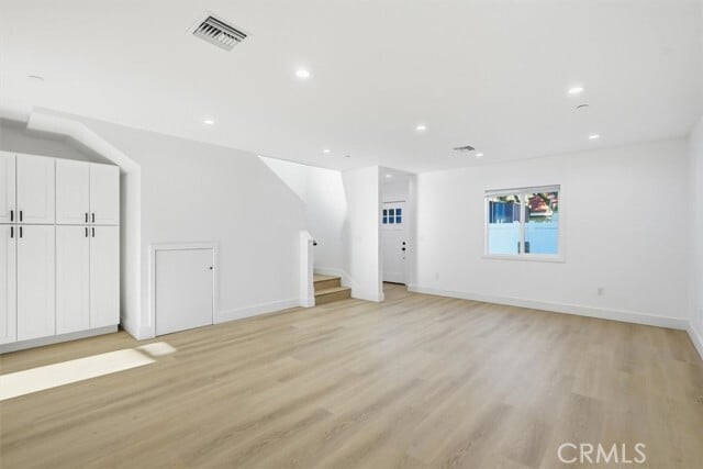 Photo - 14016 Hubbard St