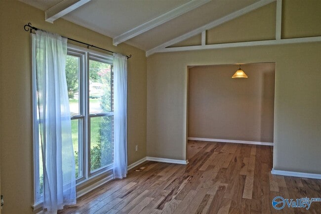 Photo - 10131 Shades Rd SE