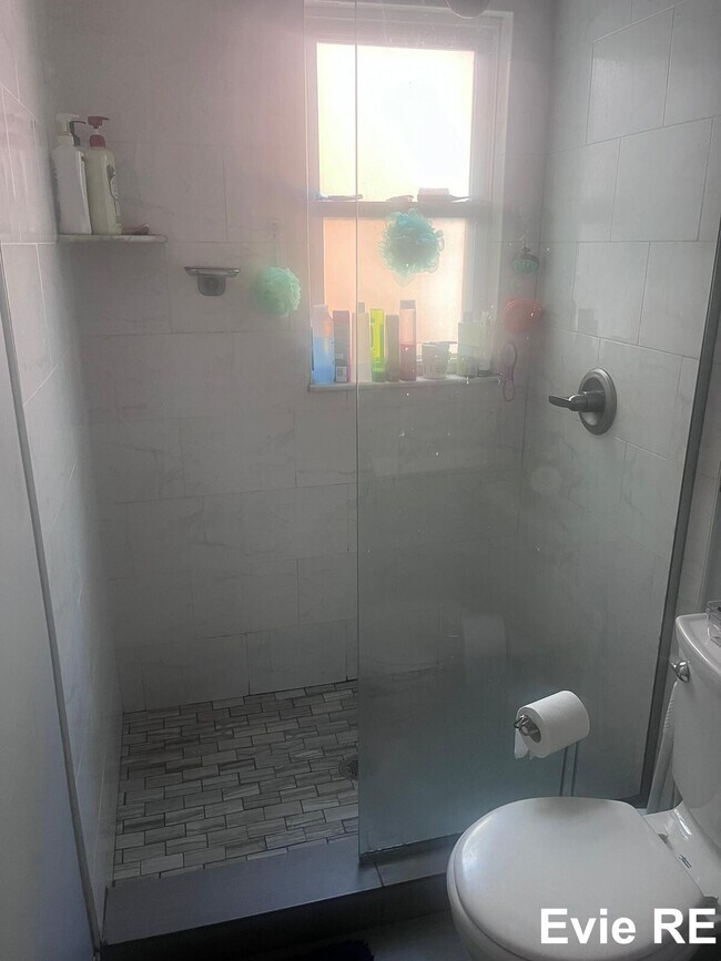 Photo - 66 Hano St