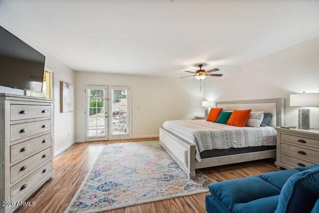 Photo - 101 W Kathleen Rd