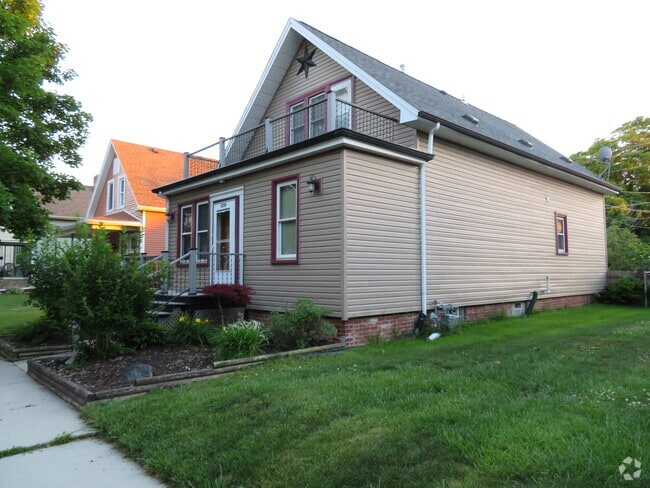 Building Photo - 1612 Blocki Ct Unit 1612 Rental