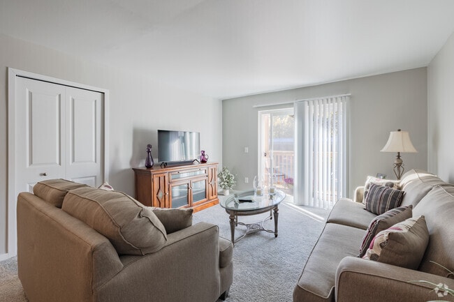 2BR, 1BA - 900SF - Living Room