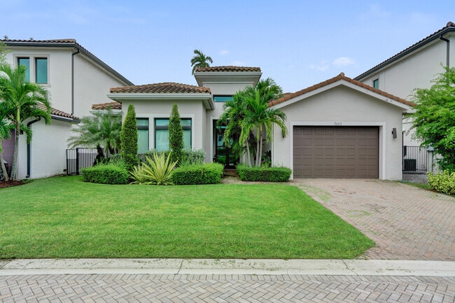 Photo - 5663 Brookfield Cir W