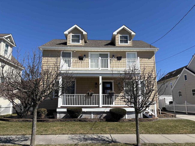 Photo - 119 N Huntington Ave