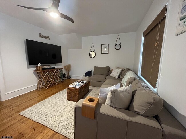 Photo - 7201 Winchester Ave Unit 1