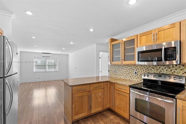 Building Photo - 1250 E Sample Rd Unit 508 Rental