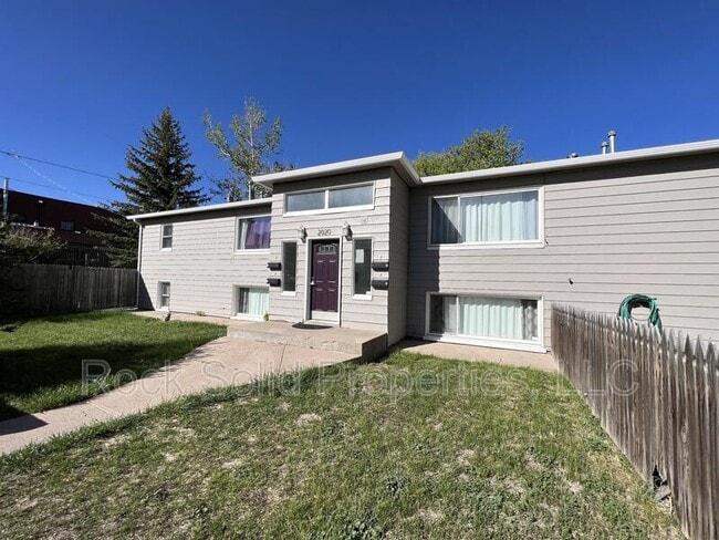 Building Photo - 2020 Dunn Ave