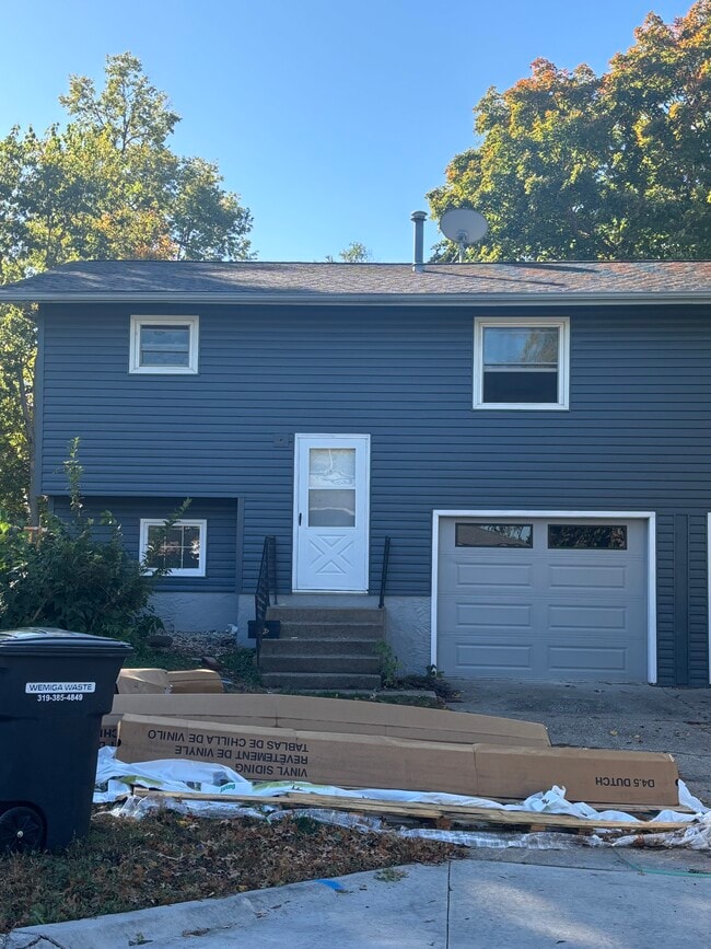 302 W State St - 302 W State St