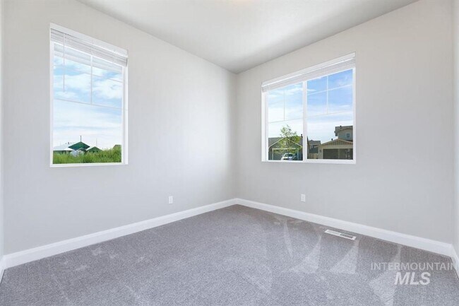 Photo - Modern Northwest Meridian Home