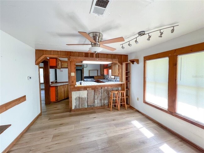 Photo - 25825 W Newberry Rd
