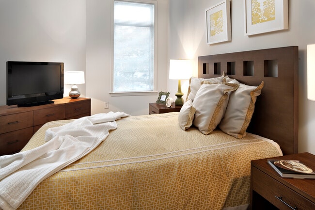 One Bedroom Master - Avalon Hoboken