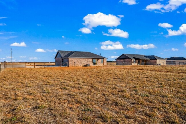 Photo - Country Living In Roosevelt ISD! Casa