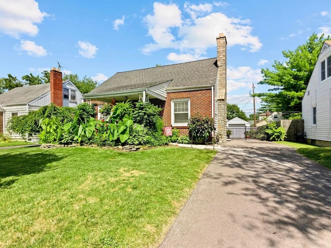 Photo - 170 Letchworth Ave