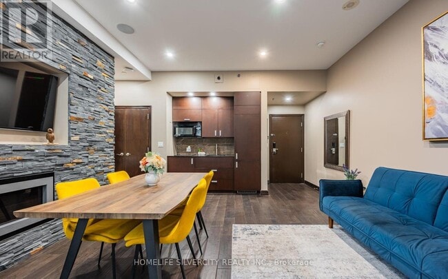 Photo - 1 King St W Unit 814