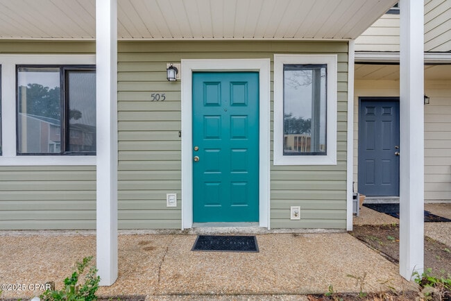 Photo - 505 Palermo Rd