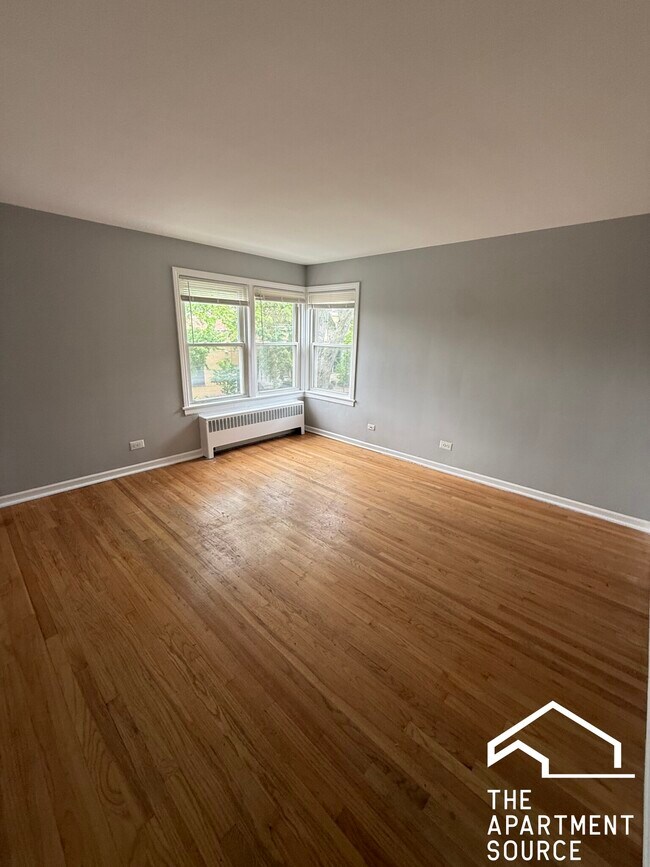 Photo - 2754 W North Shore Ave Unidad 2N Rental