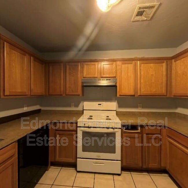 Photo - 344 NW 121st St