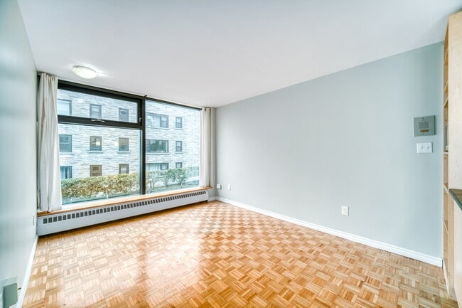 Photo - 1545-1545 Oxford St Unit 43