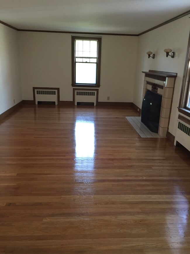62 Washington St Unit 2