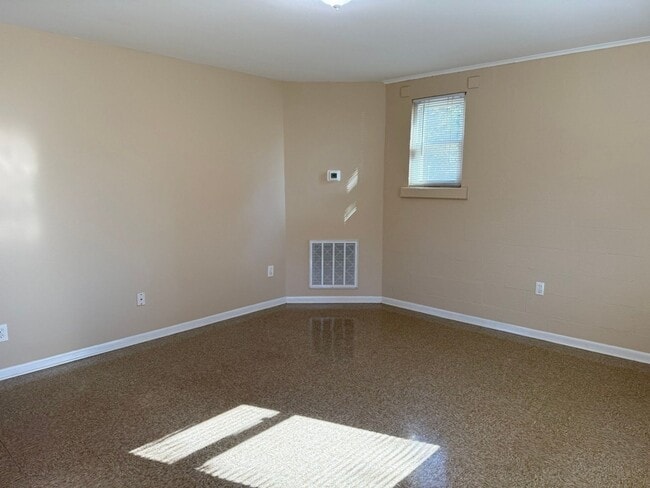 Photo - 5200 John Hall Rd Unit H