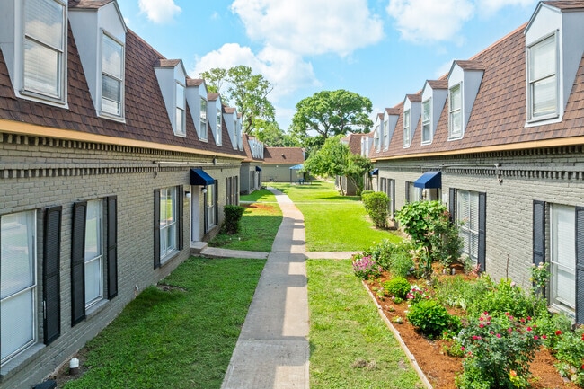 The Ellis Apartments