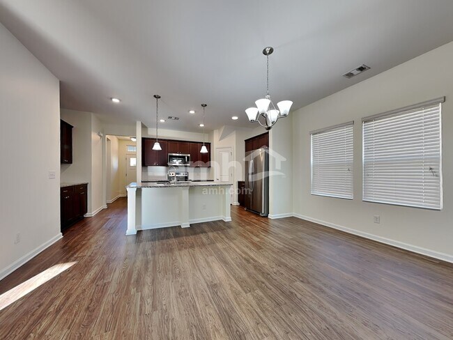 202 Dogwood Cir