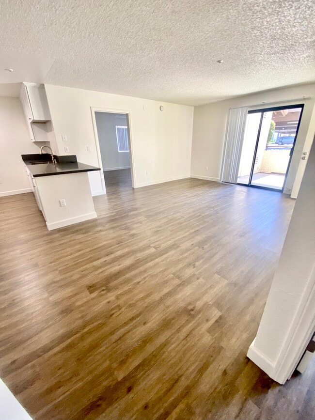 Sala de estar - Sycamore Hills Village