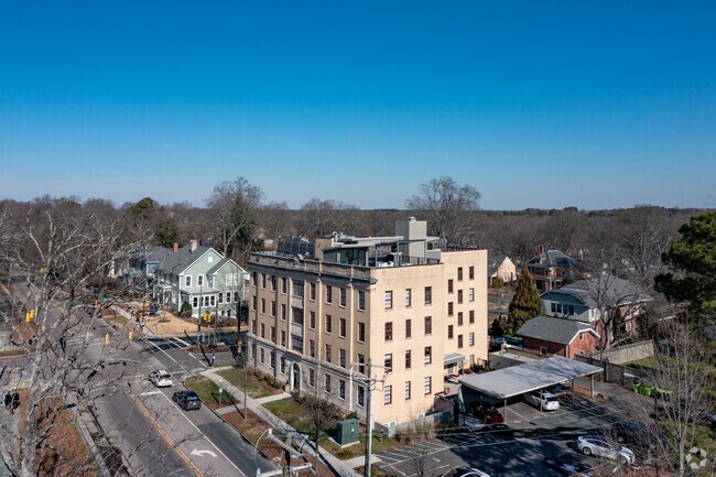 Photo - Erwin Apartments