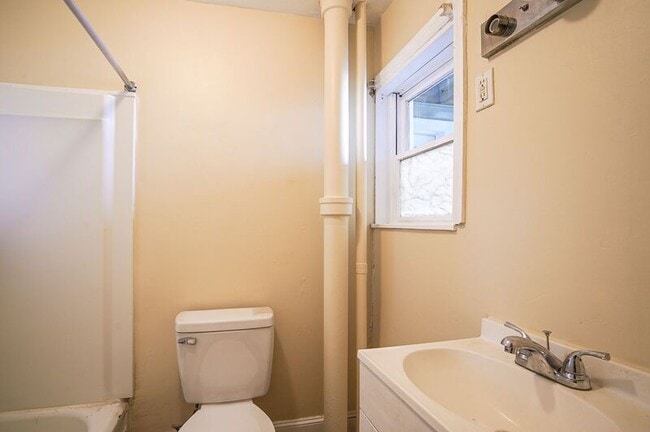 Photo - 32 Joy St Unit 1L