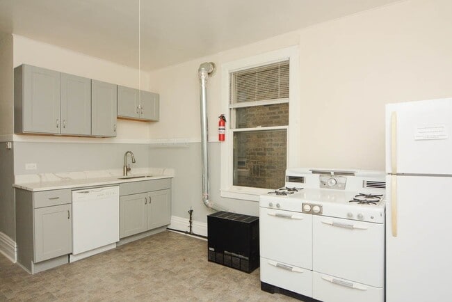 Photo - 3426 N Lincoln Ave Unit 3