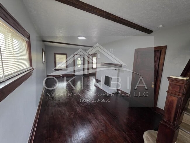 Photo - 713 W Hillcrest Ave