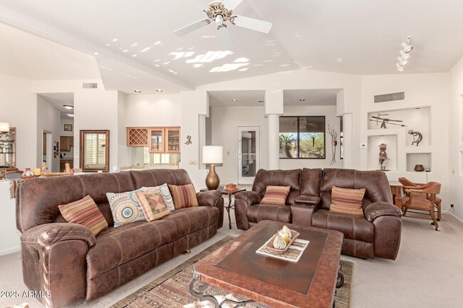 15048 N Elena Dr