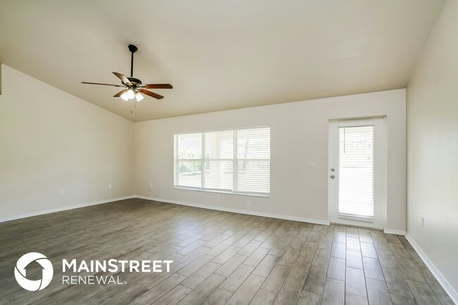 Photo - 1336 Japan St