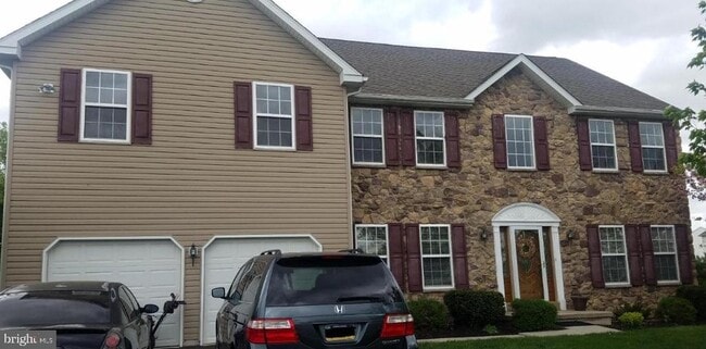 Photo - 1074 Grayson Dr
