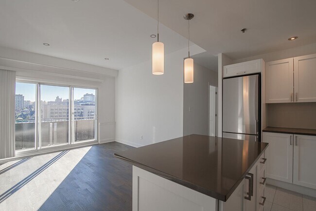 Photo - 3455 Rue Aylmer Unité PH02