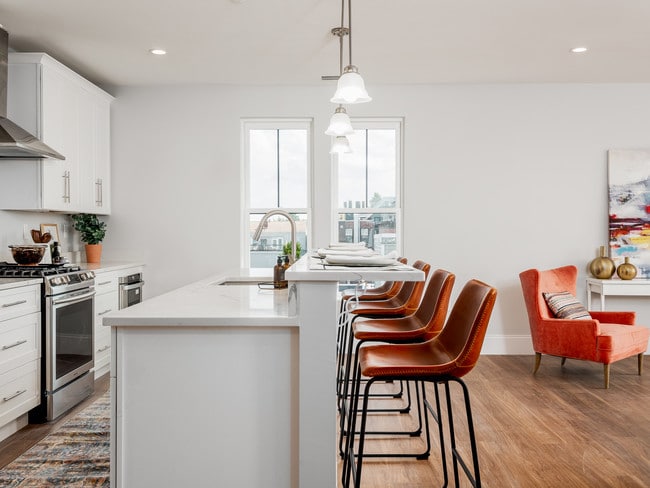 45 L St