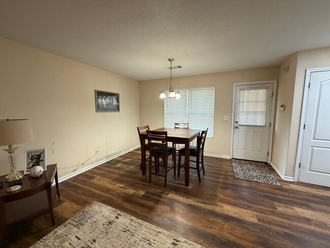 Photo - BRIDGEWATER HOME! LEASING FOR JULY 2026! 1/2 Off Deposit!