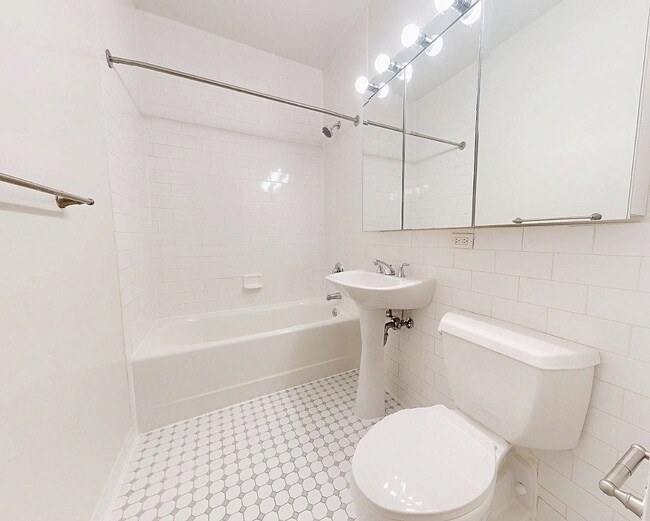 Photo - 90 Washington St Unit PHH