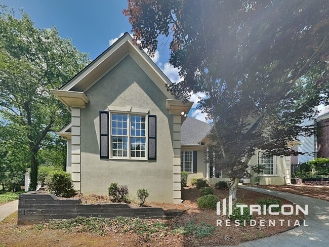 Photo - 1300 Ashworth Ave SW House