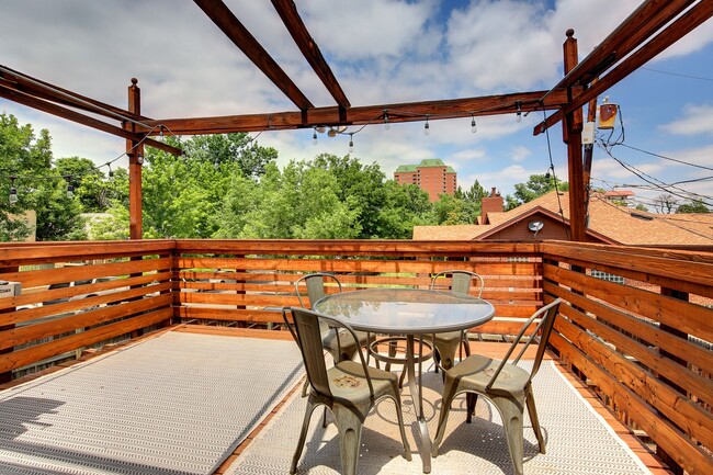 Photo - 803 E Ellsworth Ave Unit 803 E Ellsworth Ave