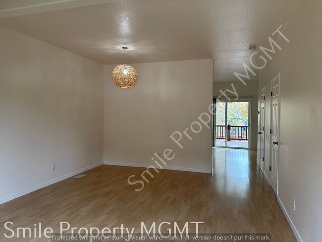 Photo - single house