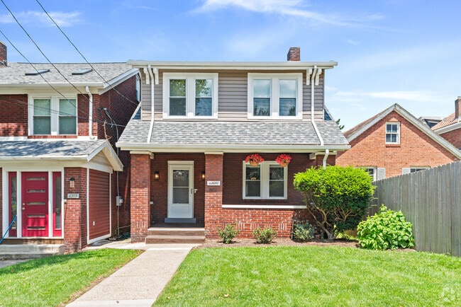 Building Photo - 6361 Waldron St Rental