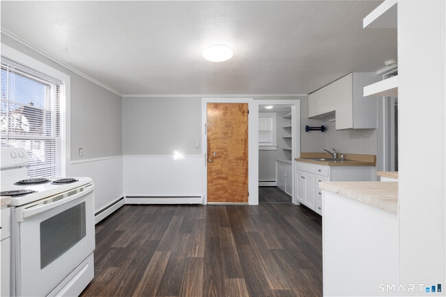 Photo - 199 Migeon Ave Unit 2