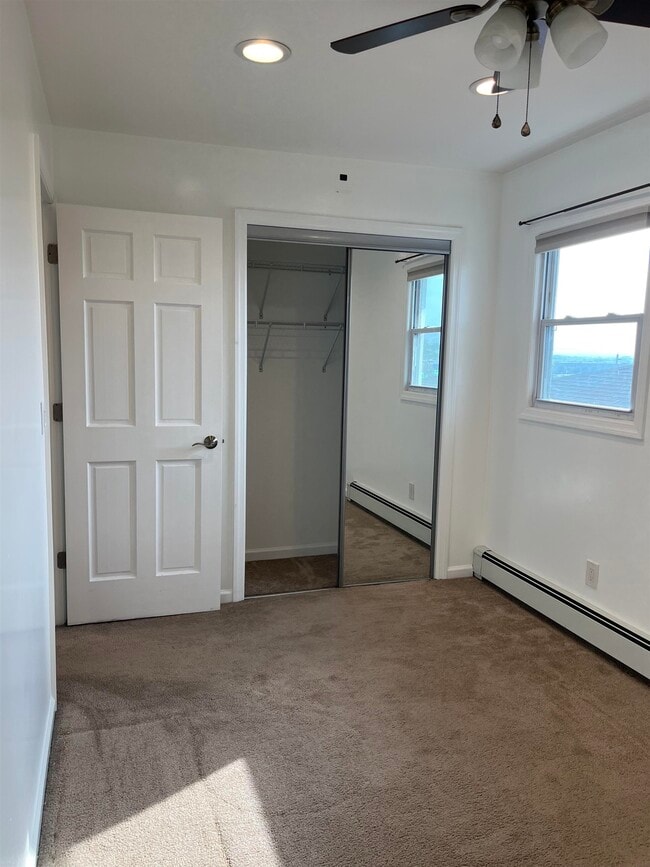 Building Photo - 1617 74th St Rental