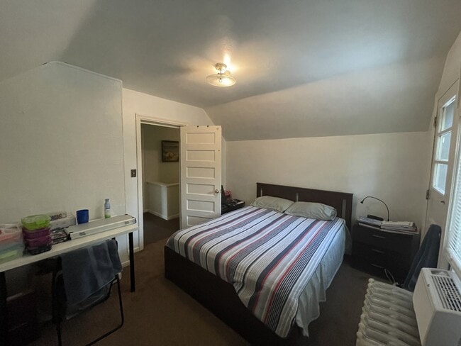 2529 Pleasant Ave Unit 2