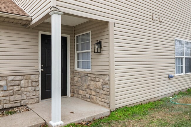 Photo - 1506 Cornerstone Ct Unidad A