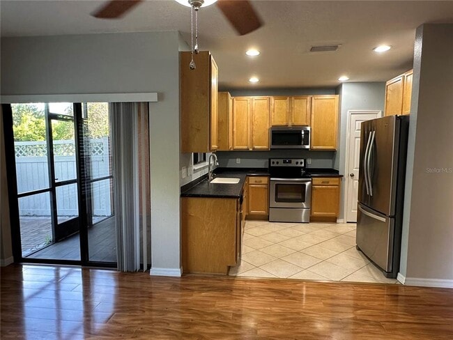 Photo - 30117 Mossbank Dr