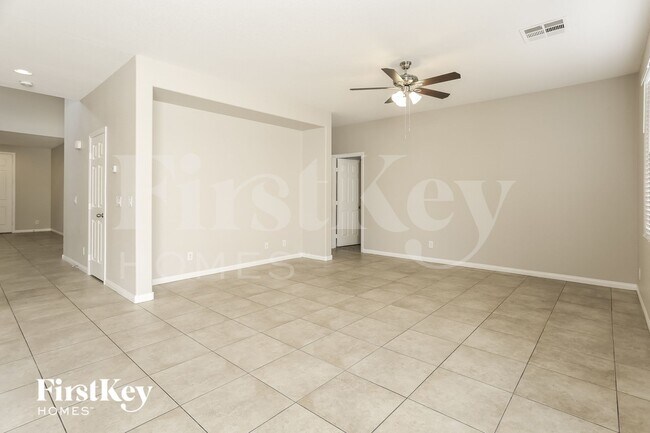 4032 Villa Serena Ln