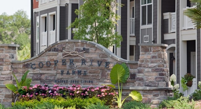 Photo - 650 Enterprise Blvd